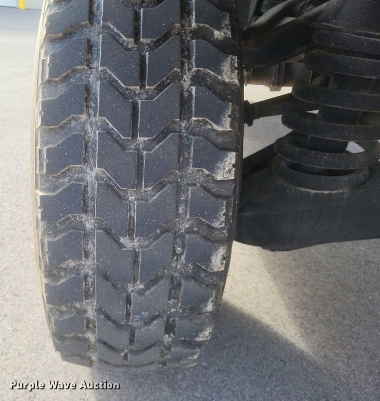 image for item MI9874 1986 Am General Humvee  SUV