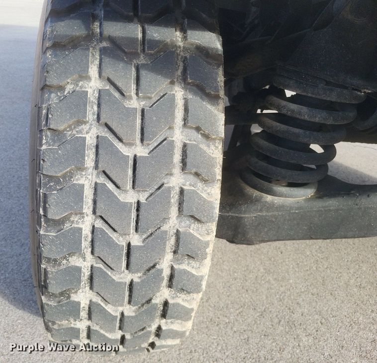 image for item MI9874 1986 Am General Humvee  SUV