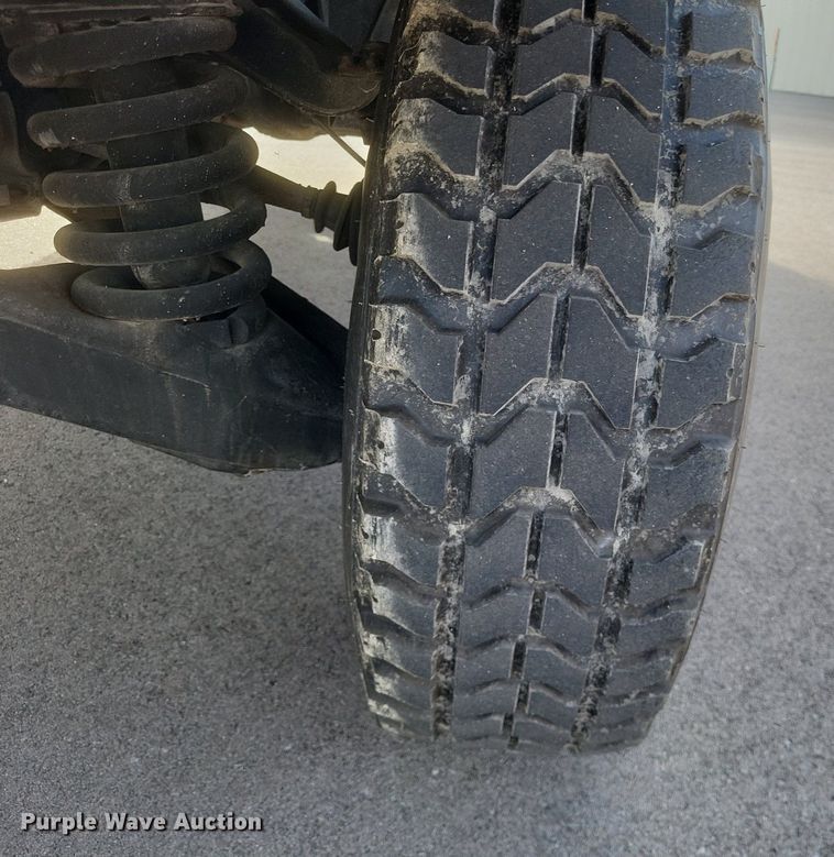 image for item MI9874 1986 Am General Humvee  SUV