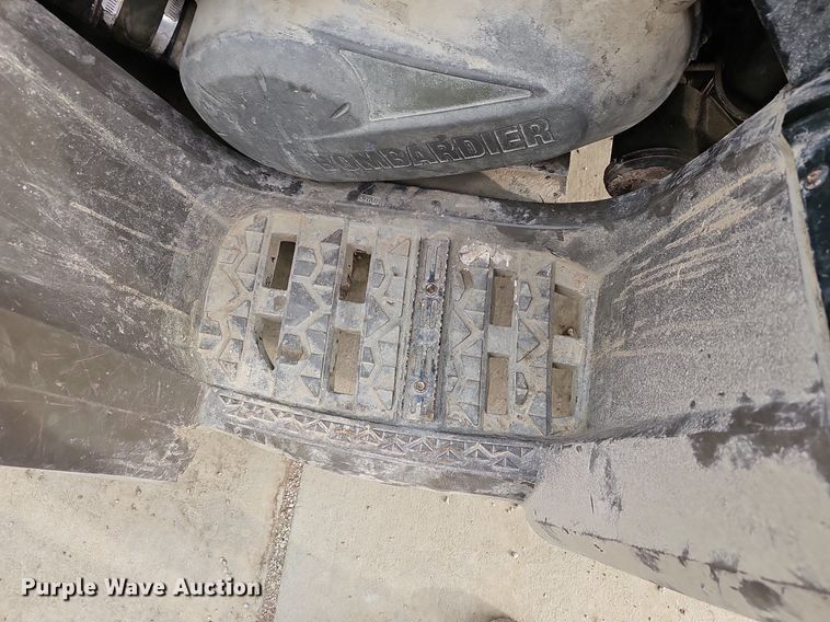 image for item NE9321 2004 Bombardier 7929  ATV