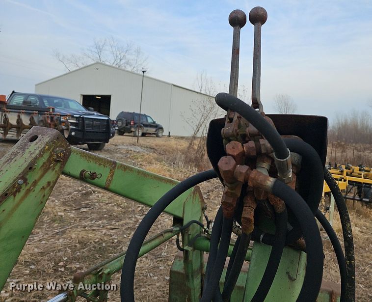 image for item NE9322 John Deere 145  loader