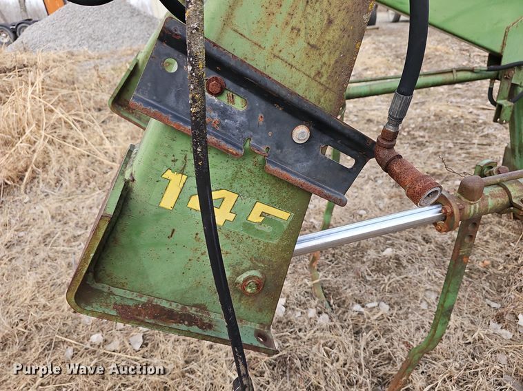 image for item NE9322 John Deere 145  loader