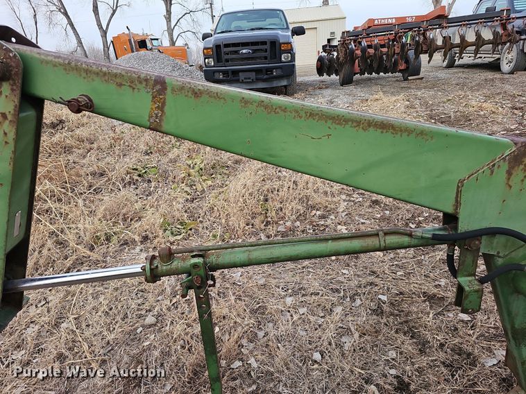 image for item NE9322 John Deere 145  loader