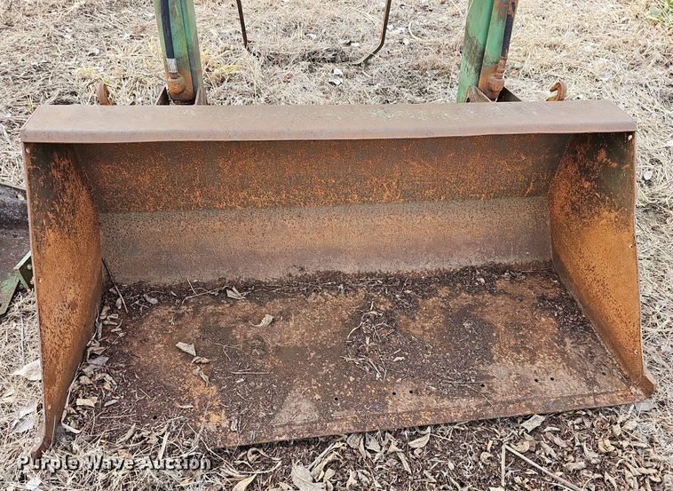 image for item NE9322 John Deere 145  loader