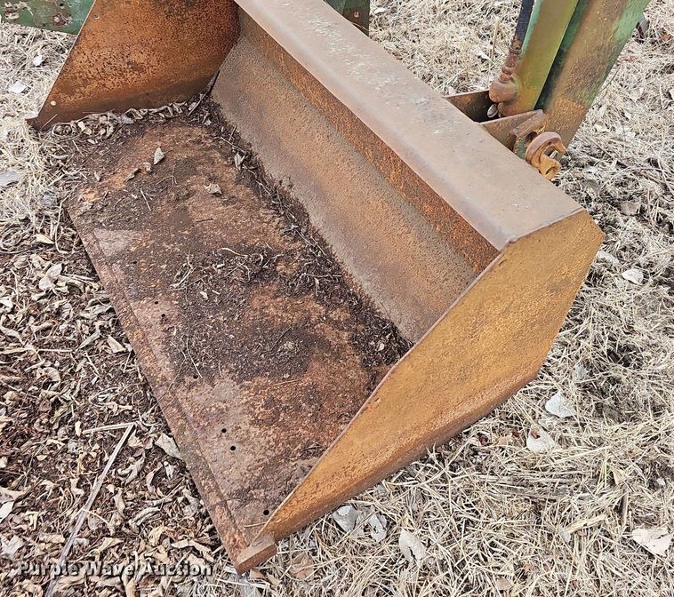 image for item NE9322 John Deere 145  loader