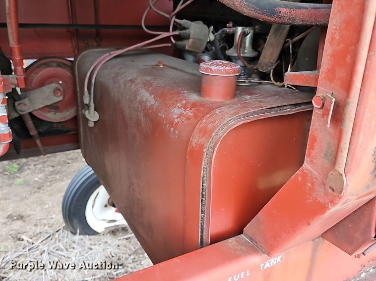 image for item NE9343 1982 Hesston 6450  swather / windrower