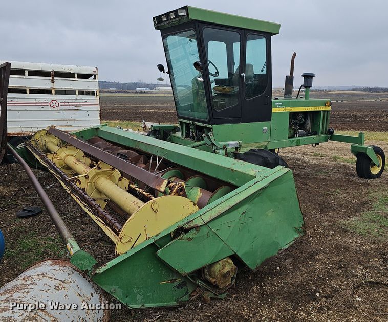 image for item NE9344 1981 John Deere 2280  swather / windrower