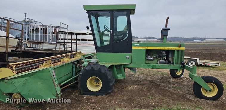 image for item NE9344 1981 John Deere 2280  swather / windrower