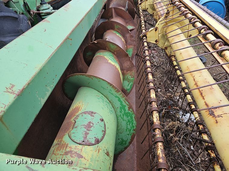 image for item NE9344 1981 John Deere 2280  swather / windrower