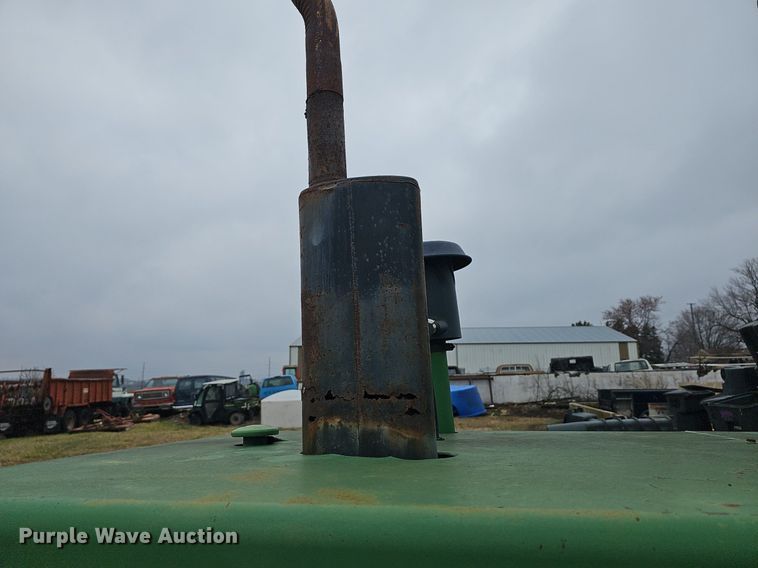 image for item NE9344 1981 John Deere 2280  swather / windrower