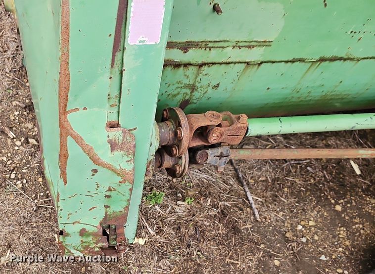 image for item NE9344 1981 John Deere 2280  swather / windrower