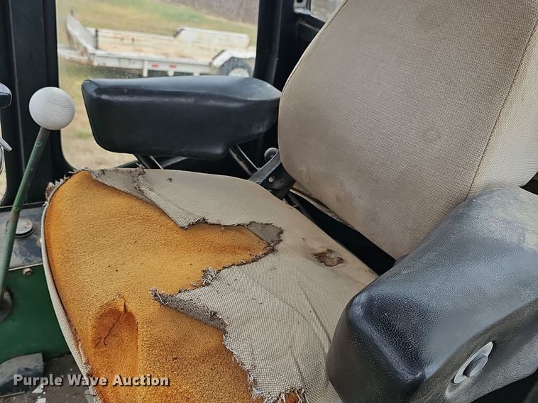 image for item NE9344 1981 John Deere 2280  swather / windrower