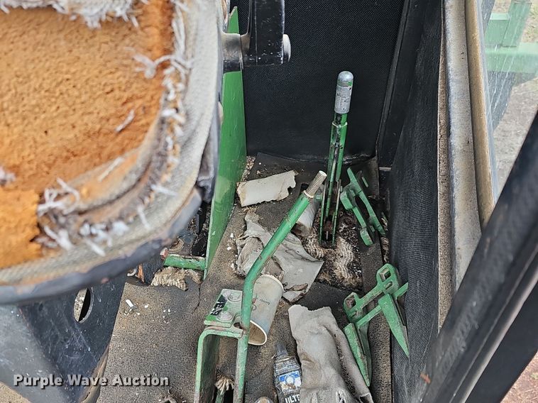 image for item NE9344 1981 John Deere 2280  swather / windrower