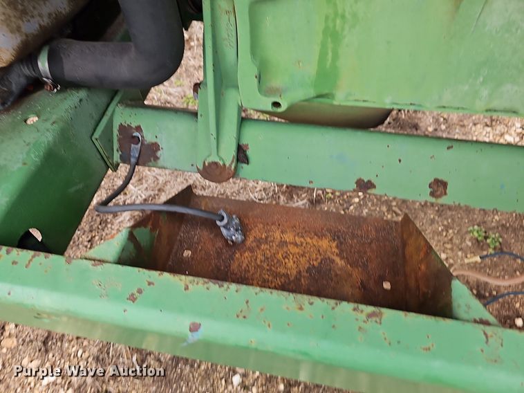 image for item NE9344 1981 John Deere 2280  swather / windrower