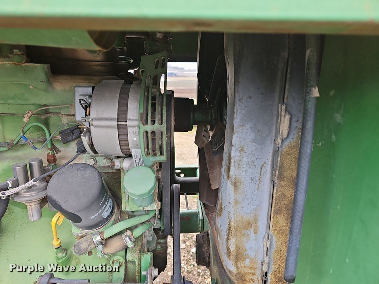 image for item NE9344 1981 John Deere 2280  swather / windrower