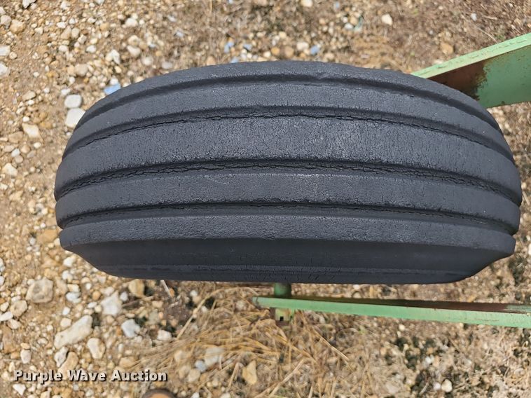 image for item NE9344 1981 John Deere 2280  swather / windrower