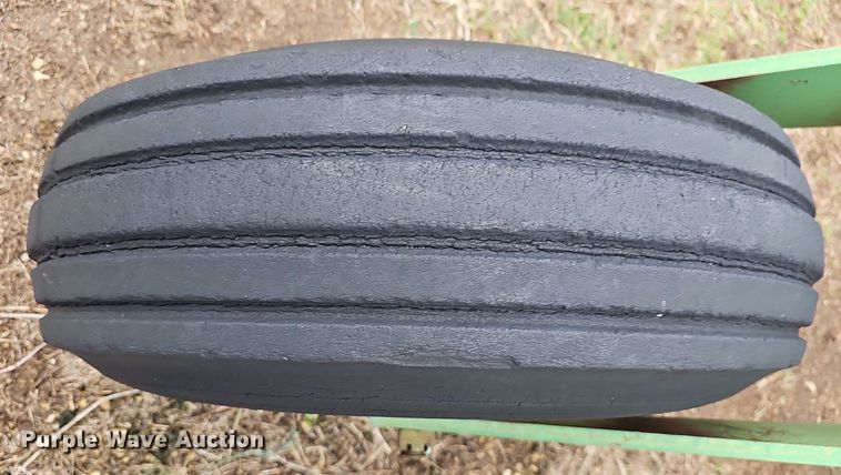 image for item NE9344 1981 John Deere 2280  swather / windrower