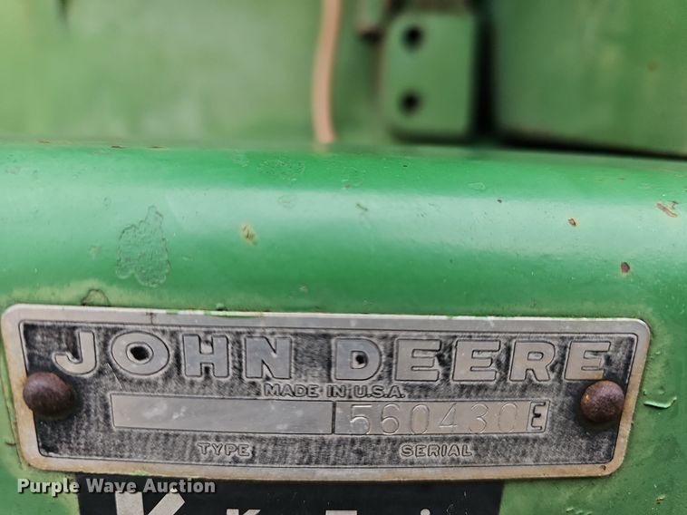 image for item NE9344 1981 John Deere 2280  swather / windrower