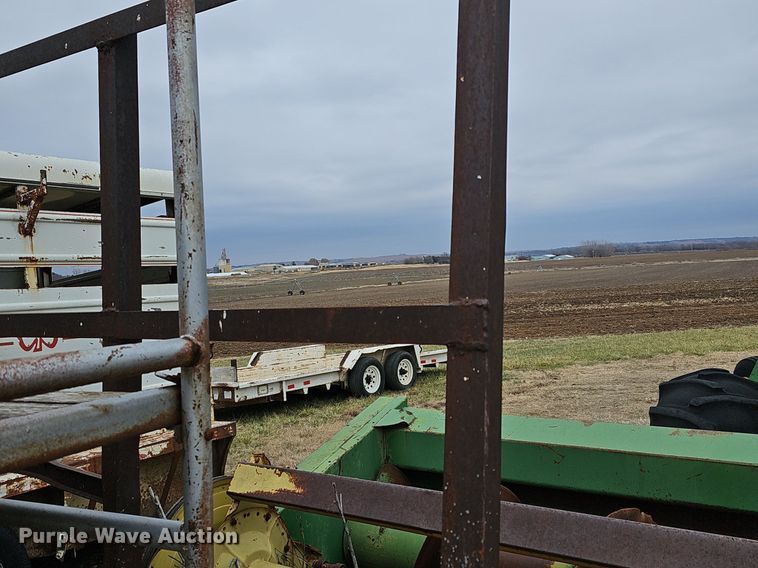 image for item NE9346 Hay wagon