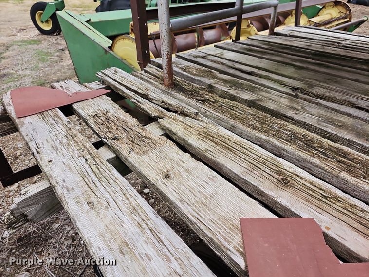 image for item NE9346 Hay wagon