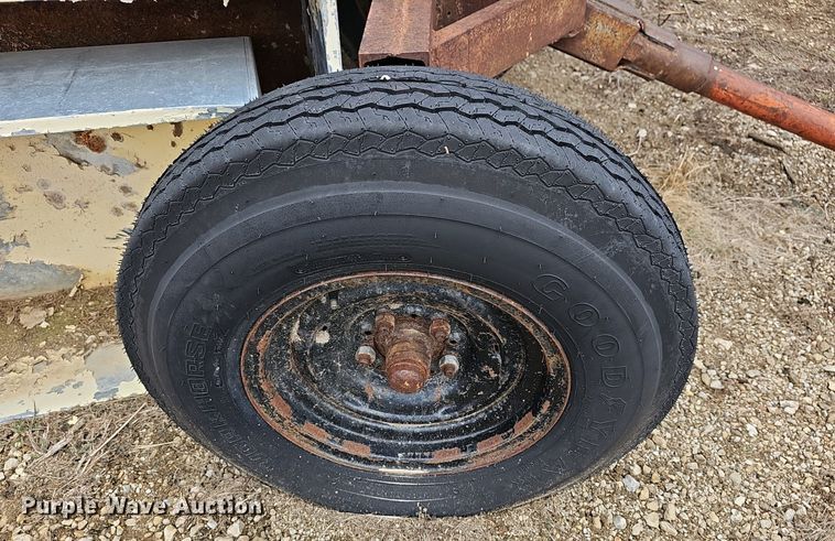 image for item NE9346 Hay wagon