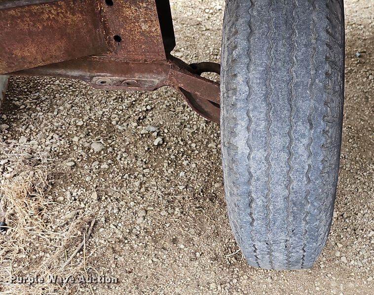 image for item NE9346 Hay wagon