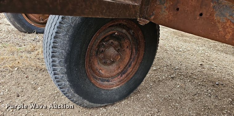 image for item NE9346 Hay wagon