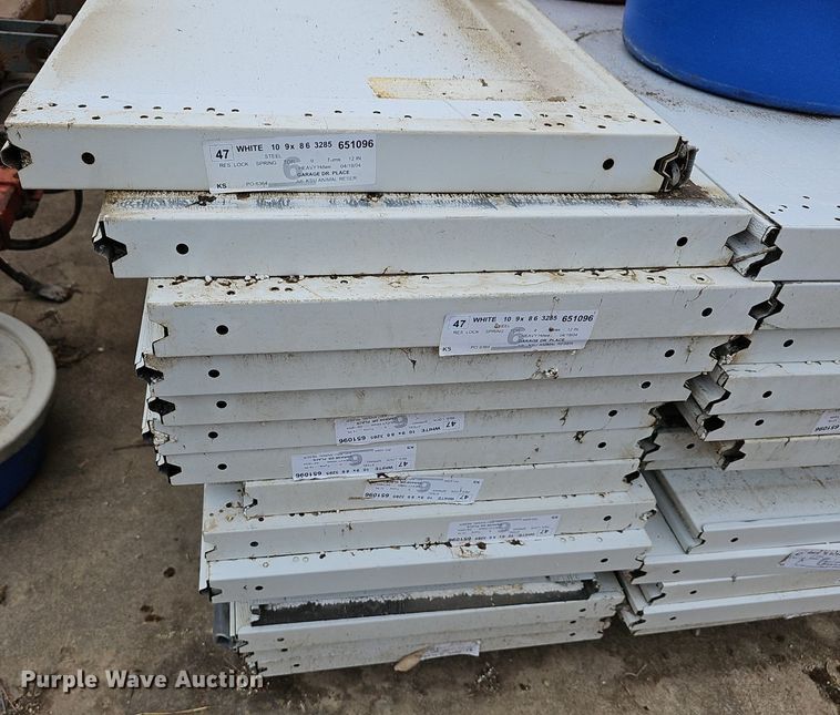 image for item NE9348 (28) garage door panels