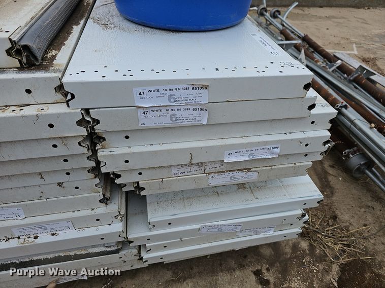 image for item NE9348 (28) garage door panels