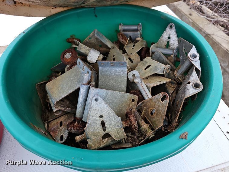 image for item NE9348 (28) garage door panels