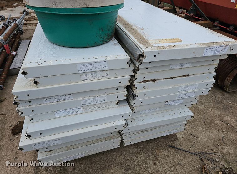 image for item NE9348 (28) garage door panels