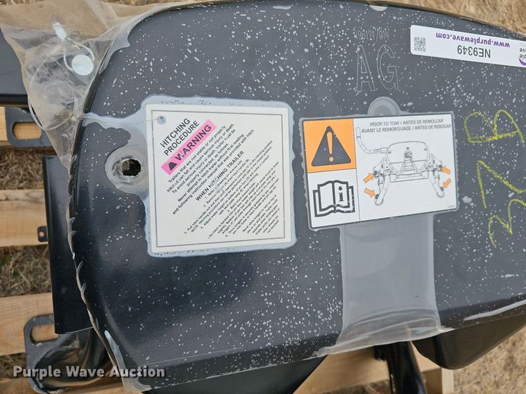 image for item NE9349 Ford AG  fifth wheel hitch