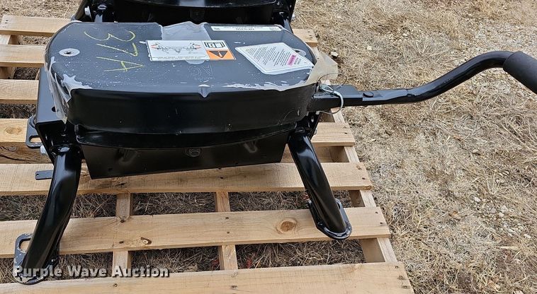 image for item NE9350 Ford AG  fifth wheel hitch