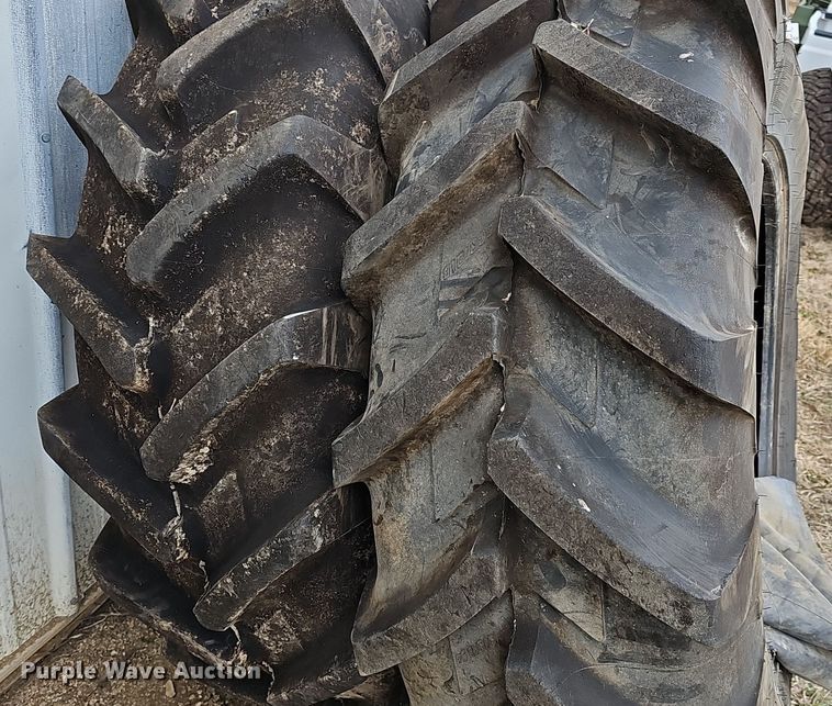 image for item NE9353 (2) Michelin 14.9R28 tires