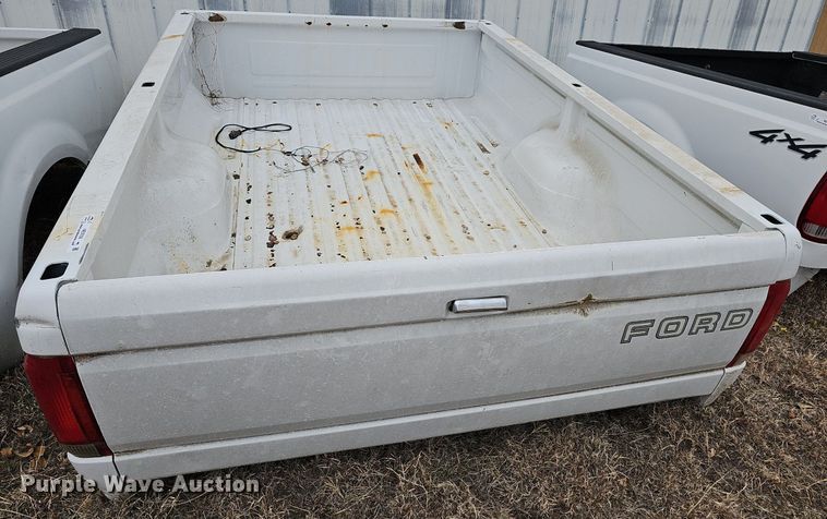 image for item NE9358 Ford  pickup truck bed