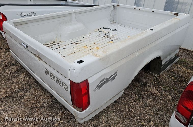 image for item NE9358 Ford  pickup truck bed