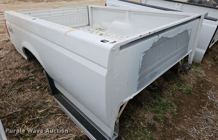 image for item NE9358 Ford  pickup truck bed
