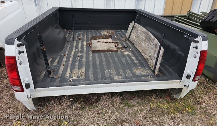 image for item NE9359 Pickup truck bed