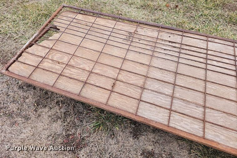 image for item NE9363 Panels and gates