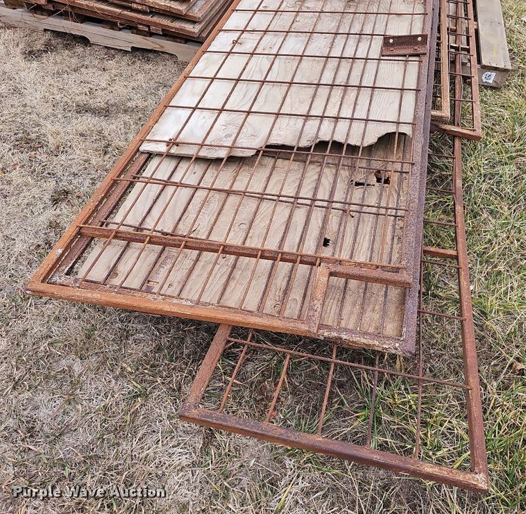 image for item NE9363 Panels and gates