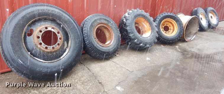 image for item NE9382 Used tires and wheels
