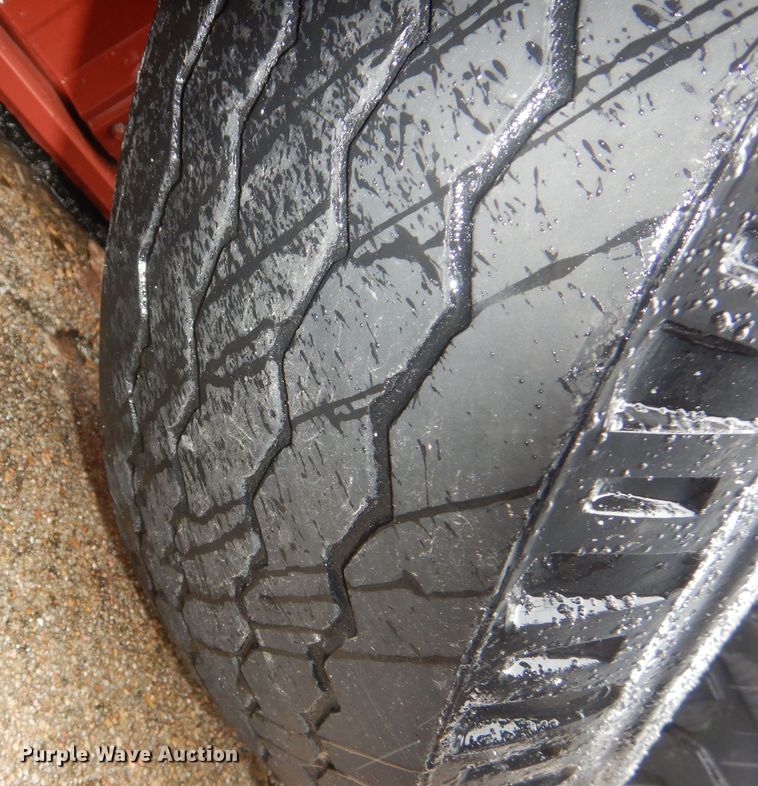 image for item NE9382 Used tires and wheels