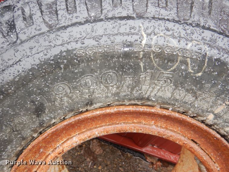 image for item NE9382 Used tires and wheels