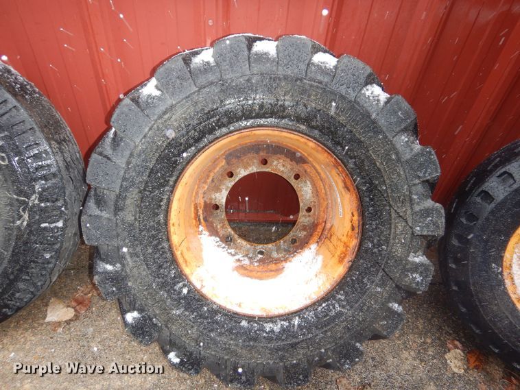image for item NE9382 Used tires and wheels