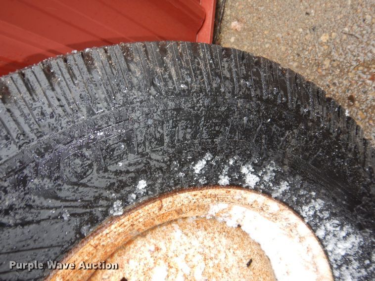 image for item NE9382 Used tires and wheels