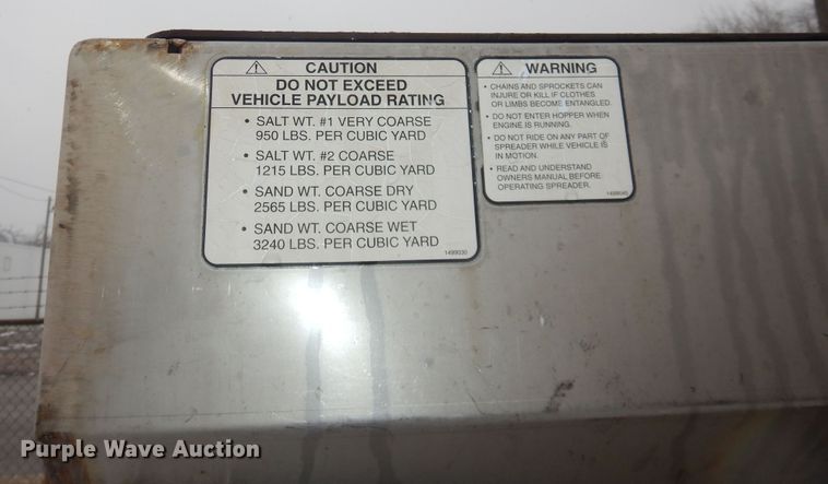 image for item NE9383 V-box spreader