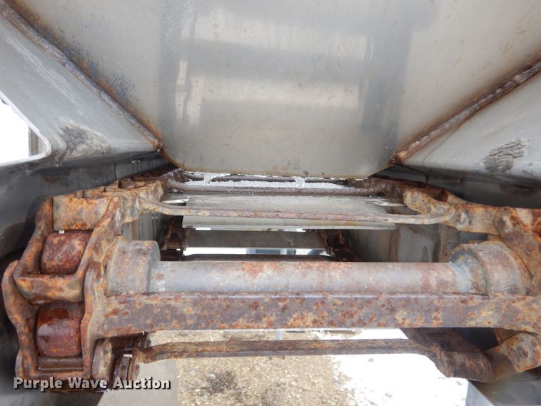 image for item NE9383 V-box spreader