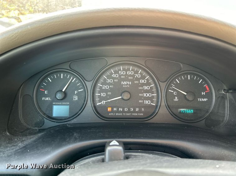 image for item NE9680 2003 Chevrolet Venture  van