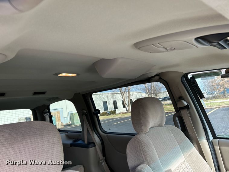 image for item NE9680 2003 Chevrolet Venture  van