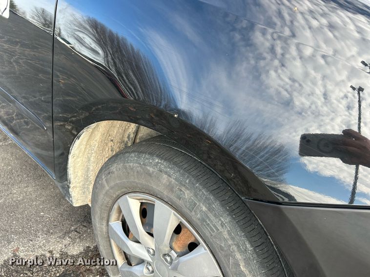 image for item NE9681 2009 Toyota Sienna LE  van